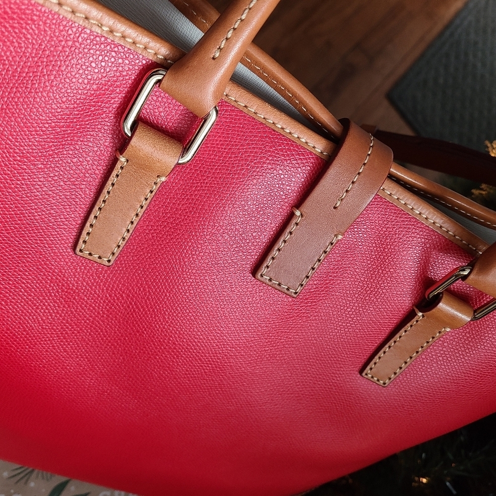 Dooney & Bourke Claremont Dover Tote Bag Red Tan Leather - Picture 12 of 16